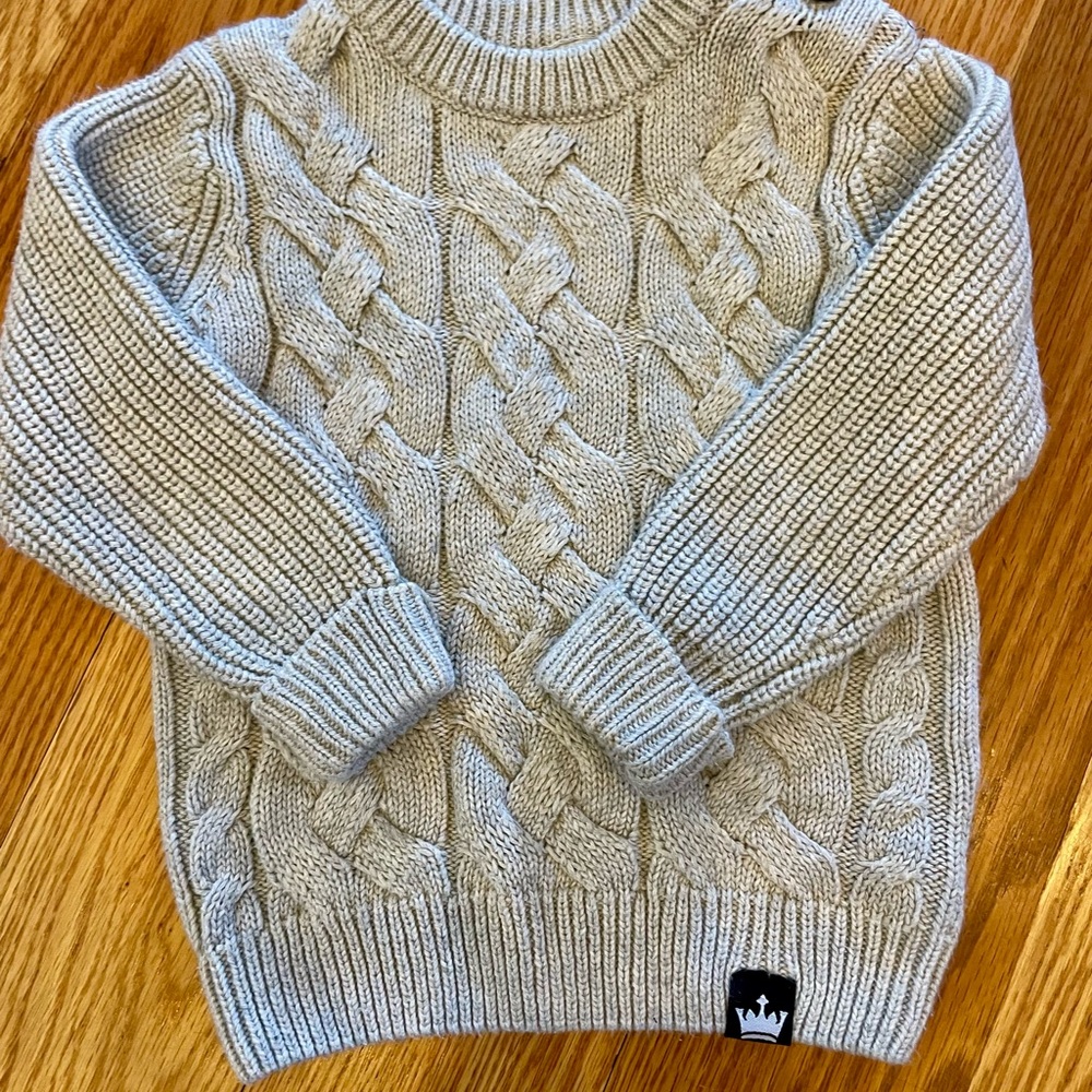 Kids Soft Cable Knit Sweater - Light Gray